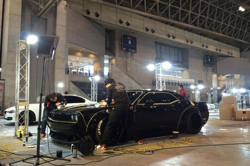 06